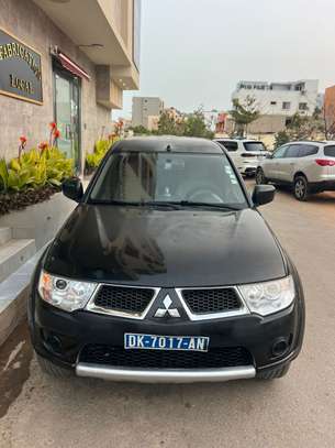 Mitsubishi pajero image 10