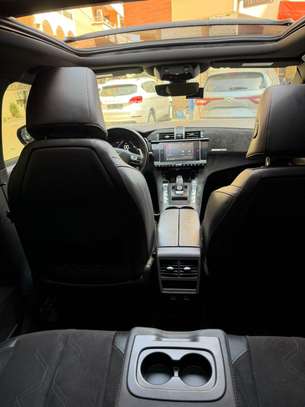 Citroen DS7 2019 image 9