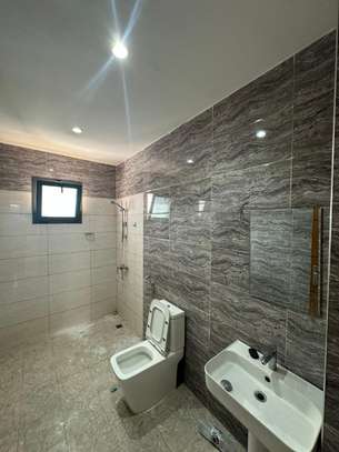 Magnifique appartement de type F4 à louer image 14
