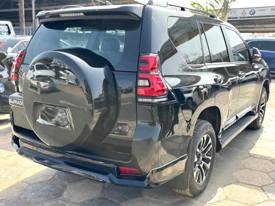 Toyota land cruiser TXL image 9