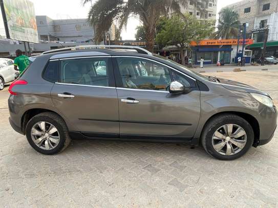 Peugeot 2008 image 3