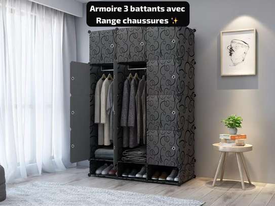 Armoire 3 battants blanche avec range chaussures intégré image 5