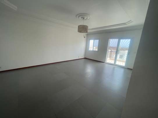 Appartement Vue sur Mer avec terrasse privé à Louer Mermoz image 4