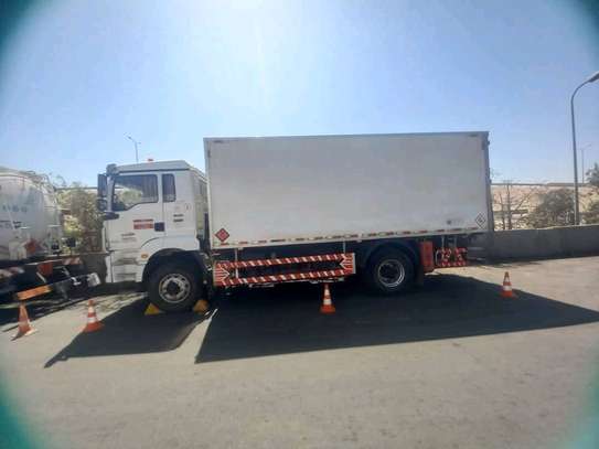 Camion Shacman image 2