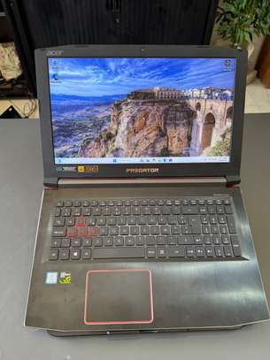 Gamer Acer predator / gtx 1060/ i7 8th image 2