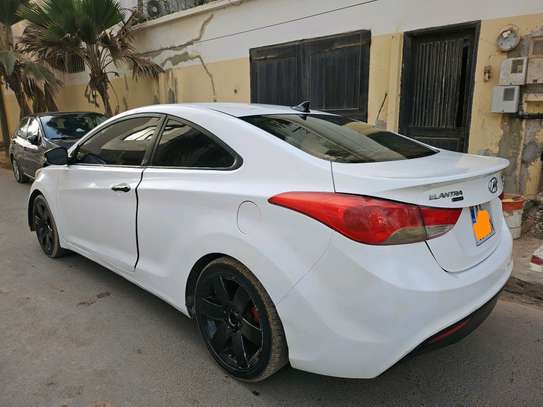 Hyundai elantra image 7