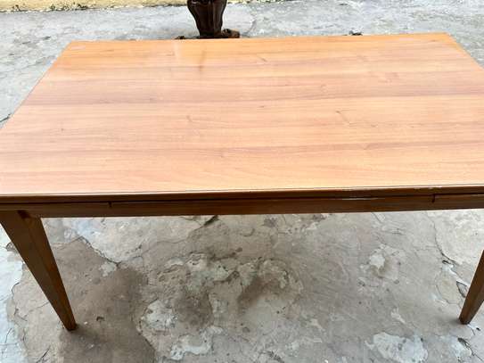 Table ronde bois massif vintage base sculptée image 11