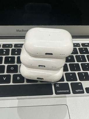 Airpods Pro 2 authentic image 4