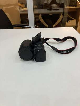 Canon EOS M50 Mark II image 3