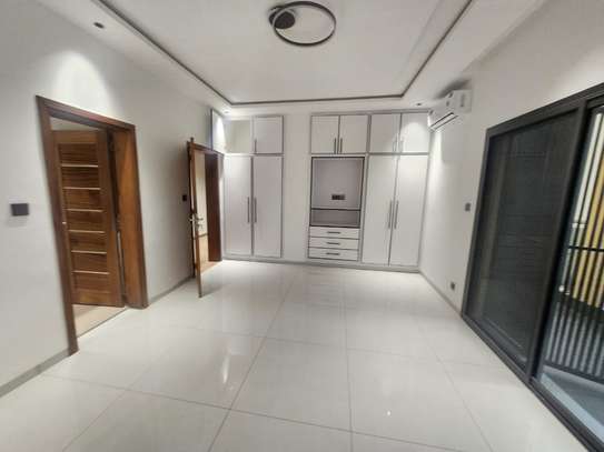 Appartement F4 à louer à Ngor almadies image 9