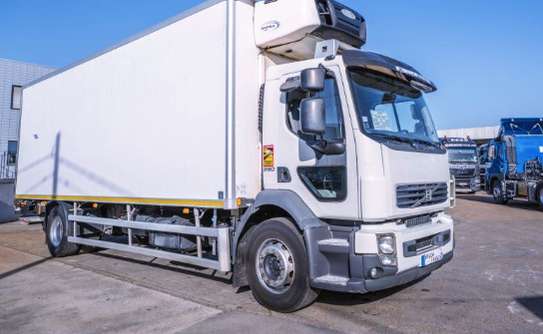 Camion frigorifique 10 tonnes image 4
