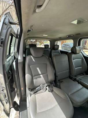 Location minibus Hyundai 11 places image 4