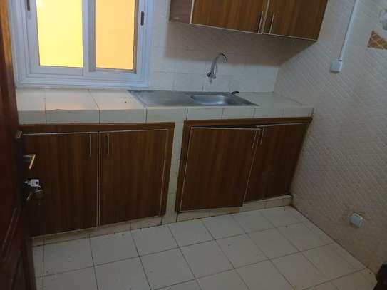 Un STUDIO À LOUER À GUÉDIAWAYE image 6