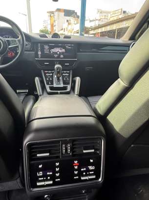 Porsche Cayenne coupé S 2021 image 7
