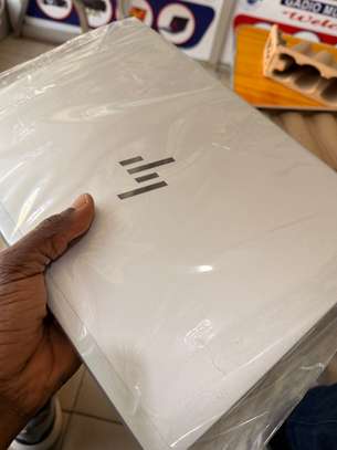 HP Elitebook 6 4G1i 14 Ultra R5 Azerty d’origine image 7