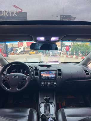 Kia k3 image 10