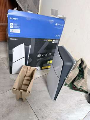 PS5 slim digital image 2