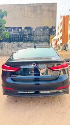HYUNDAI ELANTRA 2017 image 4