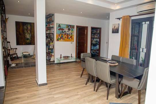 maison avec piscine à louer fann hock image 9