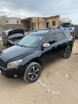 Toyota Rav4 2011 image 2