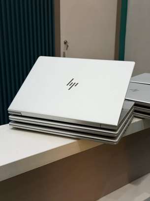 HP elitebook 840 G6 corei5 8th generation image 2