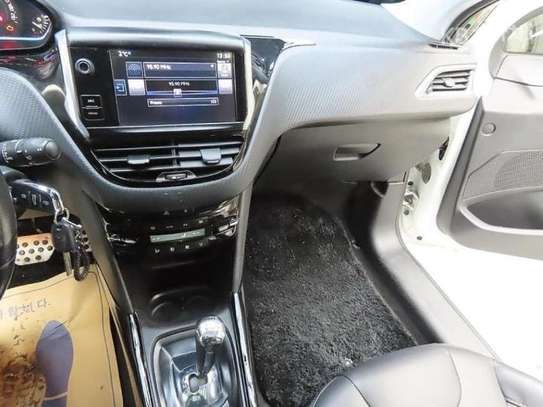 Peugeot 2008 diesel boîte auto image 10