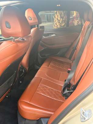 X4 m40 image 9