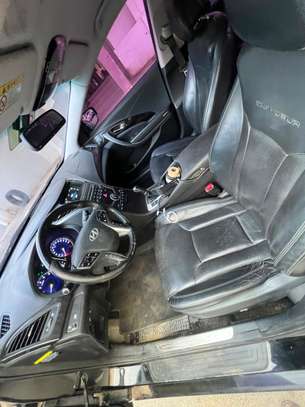 Hyundai Grandeur HG 300 Annee 2016 image 6