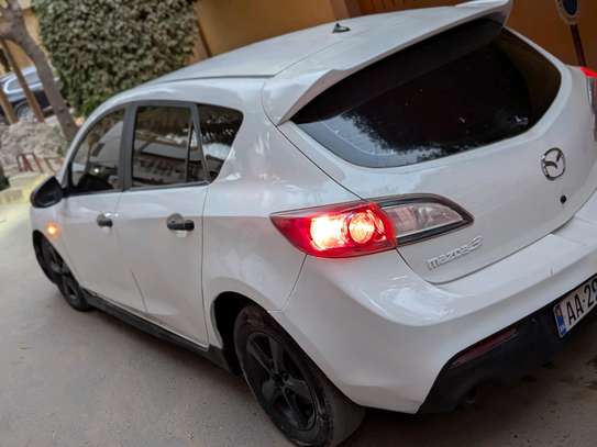 Mazda 3 Blanc Essence Toit Ouvrant Compact image 12