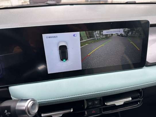 100 % électrique  Geely Geometry E  2023 image 6