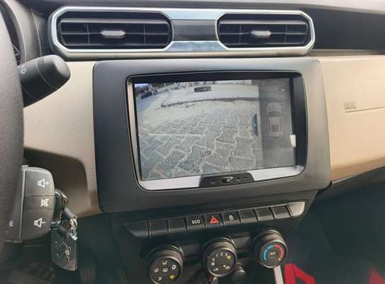 Renault Duster 2019 image 10
