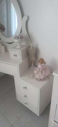 Coiffeuse blanche image 2