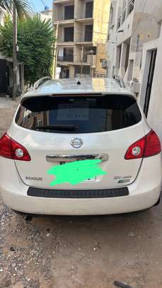 NISSAN ROGUE 2011 image 3