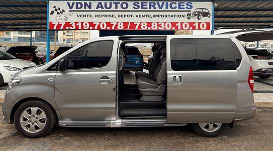 Hyundai Starex 2019 VIP 9 places image 14