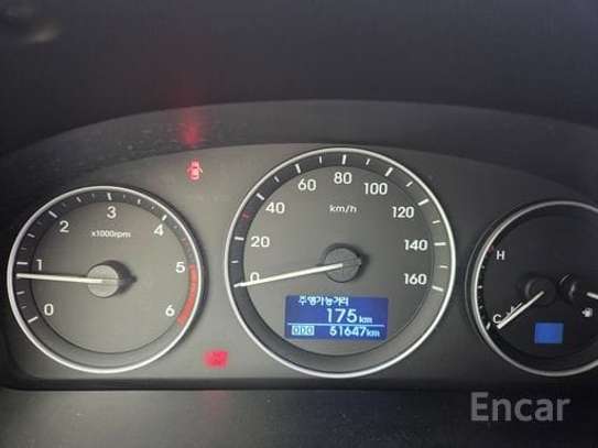 Hyundai Starex manuelle 51.000 kms 12 places image 5