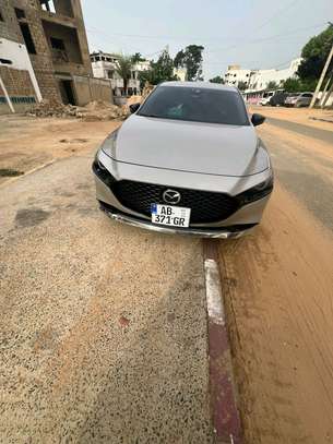 🚘 MAZDA 3 PREMIUM 2020 — image 4