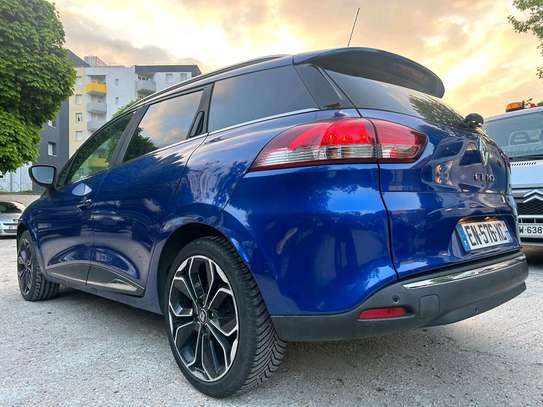 Renault Clio 4 DIESEL image 3