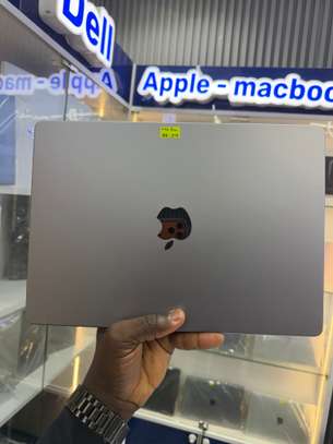 MacBook Pro M2 Pro 14 pouces Ram 32Go SSD 512Go image 3