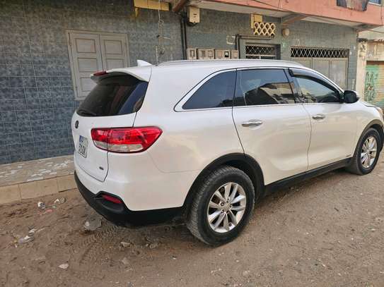Kia Sorento 2016 image 4