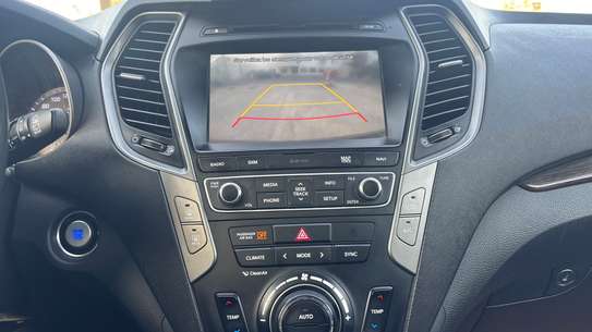 HYUNDAI SANTAFÉ 2018 image 9