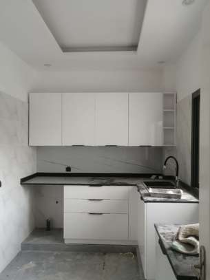Appartement F4 tout neuf à louer, cité SIPRES 2 Vdn Foire image 4