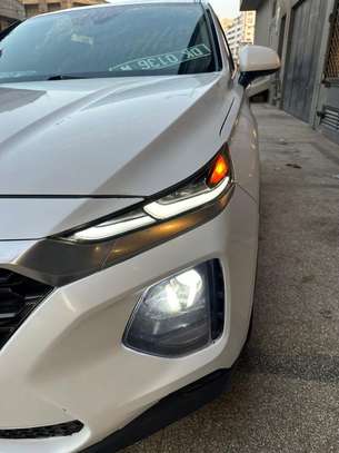 Hyundai santafè 2019 image 11