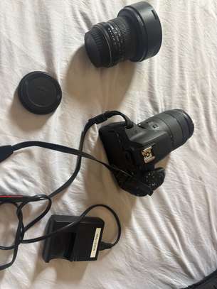 Canon EOS 850D image 2
