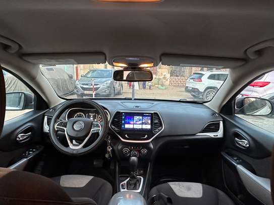 Jeep cherokee 2015 image 5