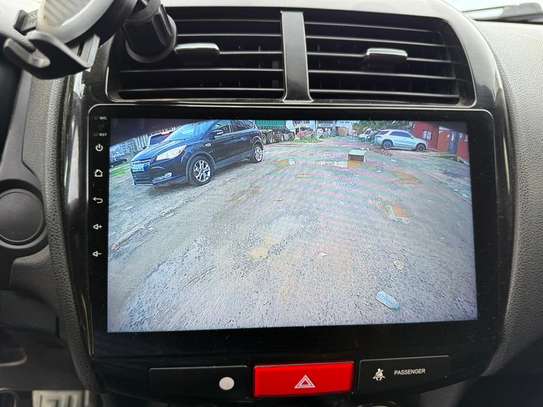 Mitsubishi outlander image 3