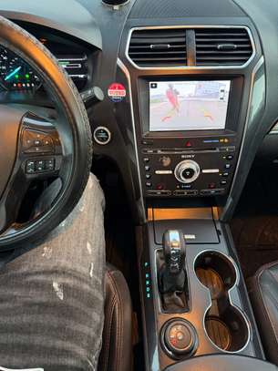 FORD EXPLORER LIMITED image 14