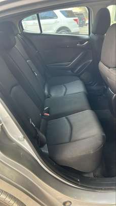 Mazda 3 image 9