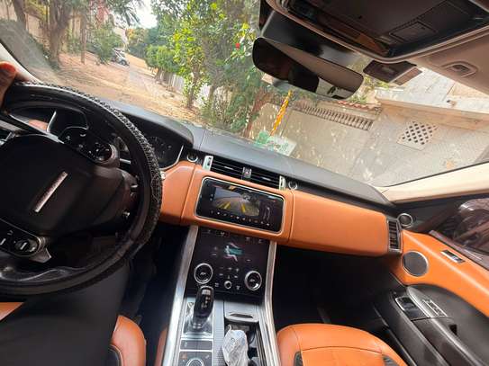 Range Rover 2021 image 5