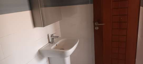 Appartement neuf lumineux avec grande baie vitrée image 7