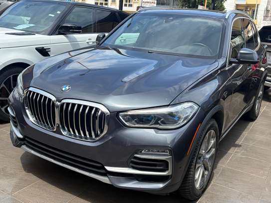 BMW X5 2019  07 places Gris Métallisé Automatique Faible Km image 2